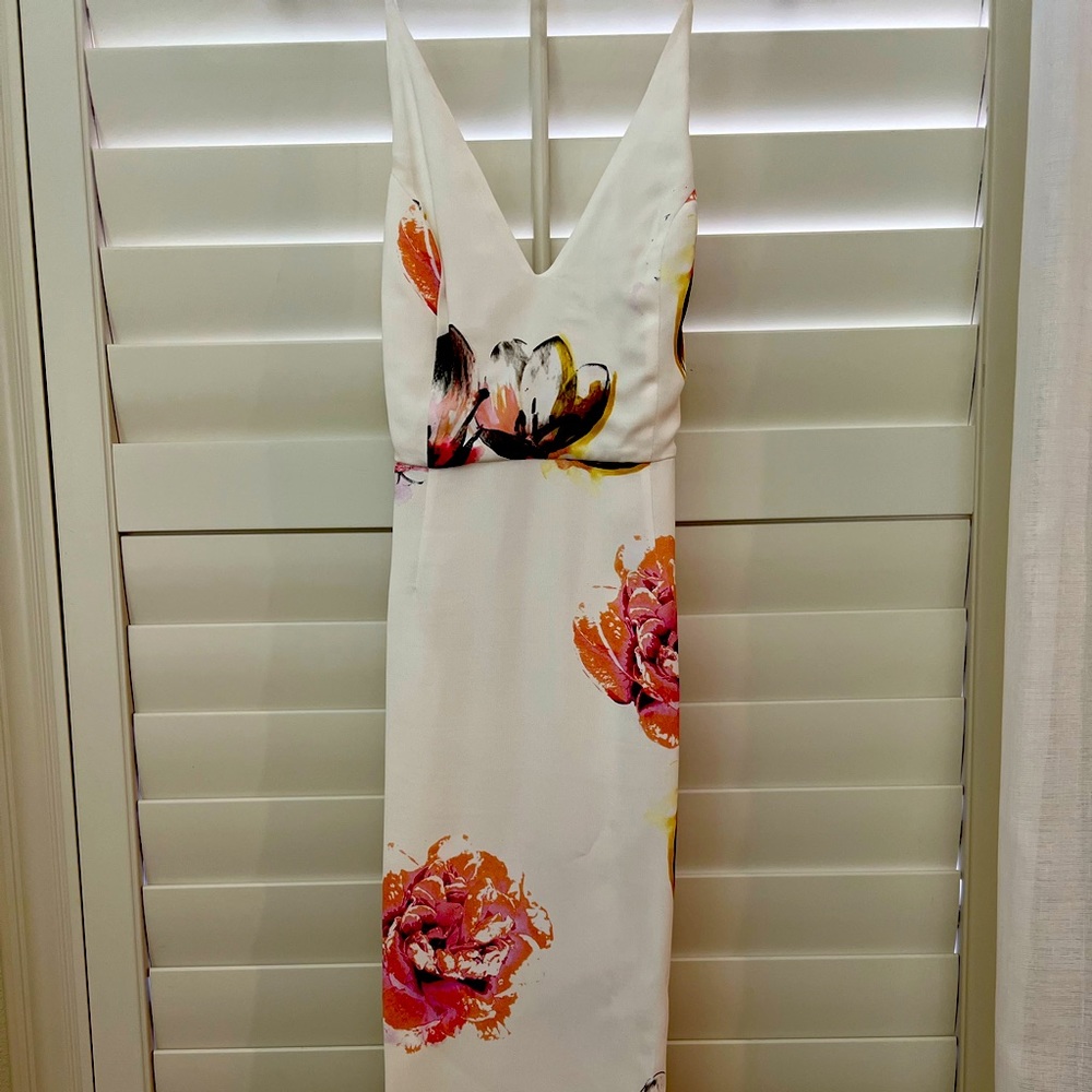 Top shop V cut fitted dress